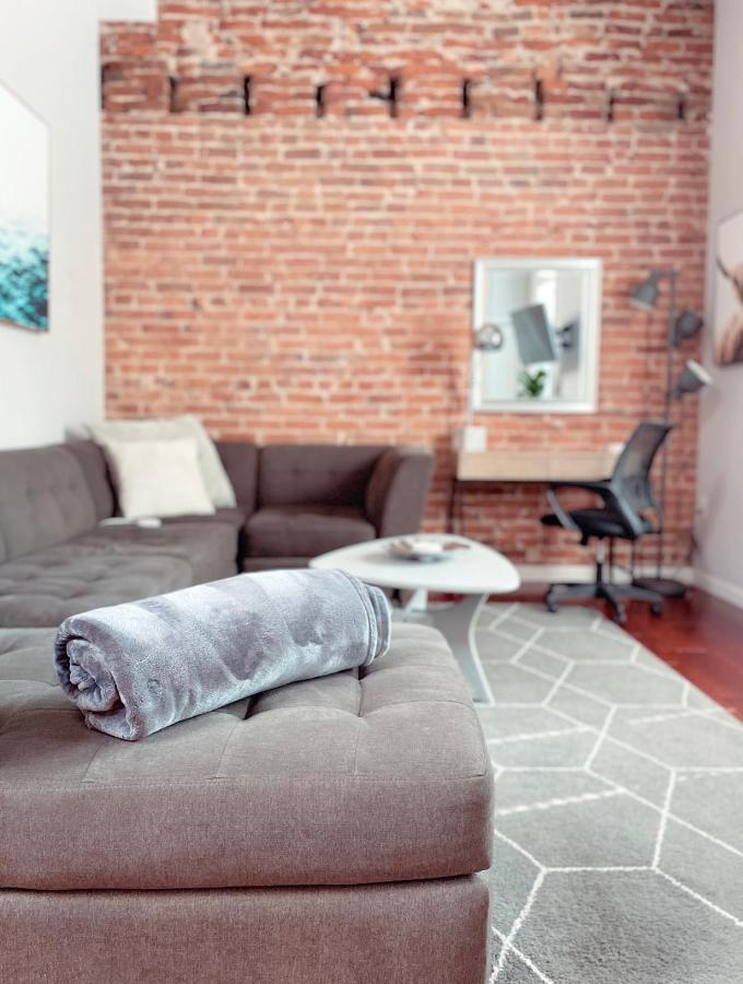 Perfect Location! Stylish Steps Away From Nationals Stadium And Navy Yard In Dc's Southwest Gem Apartment Washington
