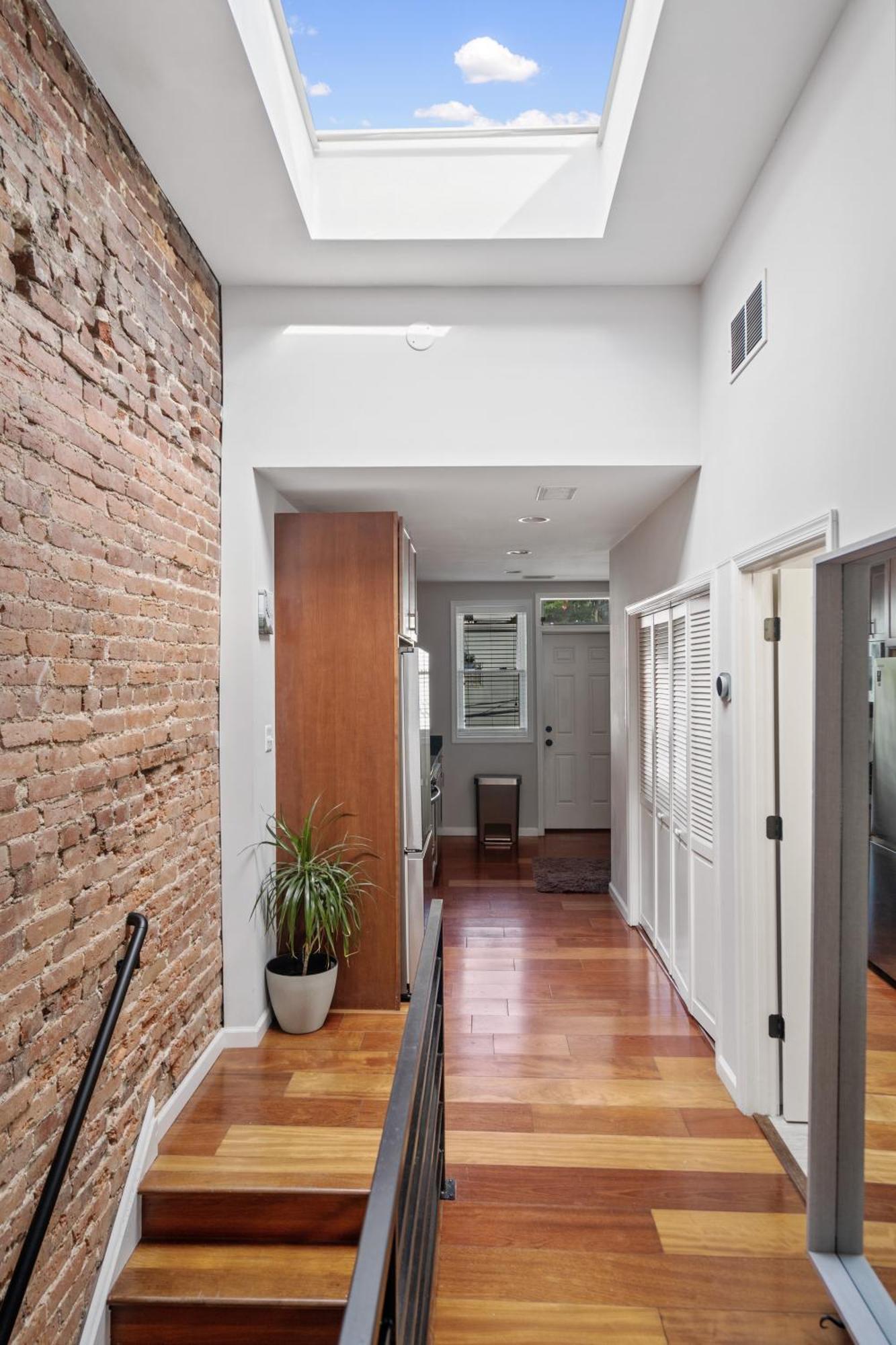 Apartment Perfect Location! Stylish Steps Away From Nationals Stadium And Navy Yard In Dc's Southwest Gem Washington